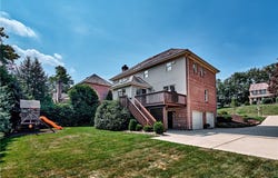 252 Elmhurst Cir, Cranberry Twp, PA 16066