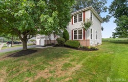5 Narrows Way, Monroe, NJ 08831