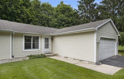 5973 Woodsong Way, Kalamazoo, MI 49009