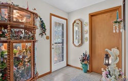 210 NW Jay ST, Topeka, KS 66608