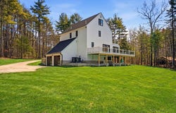 13 Sunridge Rd, Windham, NH 03087