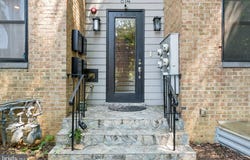 614 I STREET NE, WASHINGTON, DC 20002