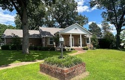 1700 Lewallen Street, Pocahontas, AR 72455