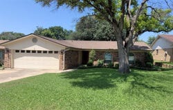 800 Rockledge Drive, Saginaw, TX 76179