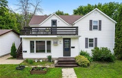 202 N Maple Street, Chaska, MN 55318