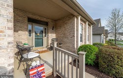 2927 LIFFORD LANE, MACUNGIE, PA 18062