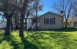 1015 Fourth St, Kerrville, TX 78028