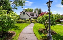 1810 Pacific Ave, ForestGrove, OR 97116