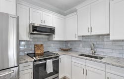 108 8TH Avenue N unit: B, Jacksonville Beach, FL 32250