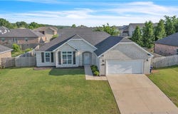 1461 Colonel McNeil Drive, Prairie Grove, AR 72753