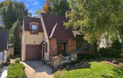 2017 W 50th Street, Westwood Hills, KS 66205