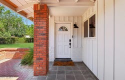 8051 N 15TH Avenue, Phoenix, AZ 85021