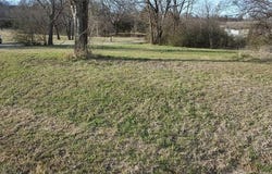 202 E John Street, Henryetta, OK 74437
