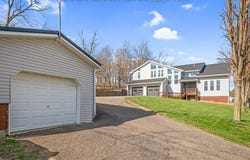 25 Lilly Hills Drive, South Charleston, WV 25309