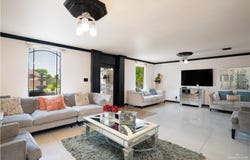 2503 E Palo Blanco Street, Hidalgo, TX 78557