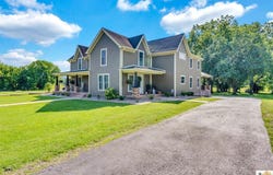 1042 Mitchell Street, Celina, KY 38551
