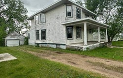 424 W Ponca Street, Lynch, NE 68746