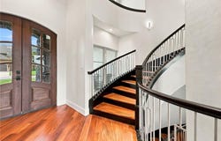 10239 N Kansas Avenue, Kansas City, MO 64155