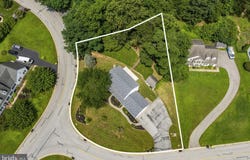 961 HIDDEN HOLLOW DRIVE, GAP, PA 17527