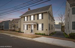 442 Ellisdale Road, Chesterfield, NJ 08515
