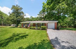 8450 Bayou Drive, Bayou La Batre, AL 36509