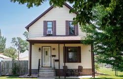 925 S 2nd Street, Aberdeen, SD 57401