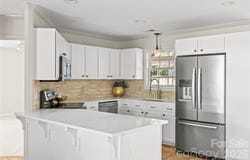 2110 Stratford Avenue, Charlotte, NC 28205