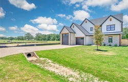 745 Lake Day Drive, Somerville, TX 77879