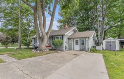 101 E Whittier Street, Ludington, MI 49431