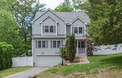 17 Keneson St, Billerica, MA 01821