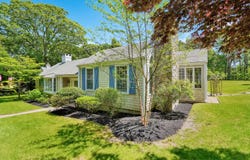 17 Oakdale Drive, Edgartown, MA 02539