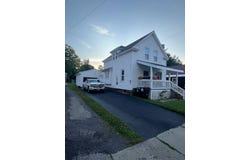 30 Saratoga Blvd, Gloversville, NY 12078