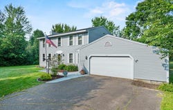 211 N 5TH AVENUE, Abbotsford, WI 54405