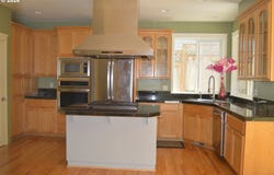 13610 SE SNOWFIRE Dr, HappyValley, OR 97086