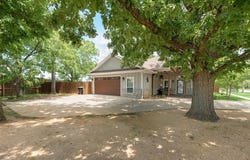 760 E Northside Drive, Pilot Point, TX 76258