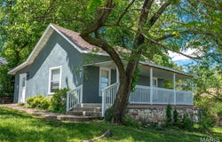 407 W College Street, Branson, MO 65616