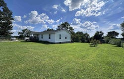 517 Hayfield Dr, Hackleburg, AL 35564