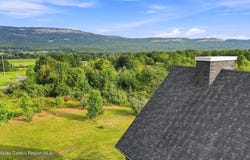 6 Misty Ridge Road, Gardiner, NY 12525