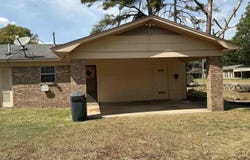 1200 E BOWLES Street, Dumas, AR 71639