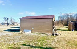 307 E State Street, Delta, MO 63740