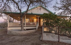 390 San Marcos Road, Paso Robles, CA 93446