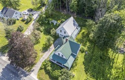 85 S High Street, Bridgton, ME 04009