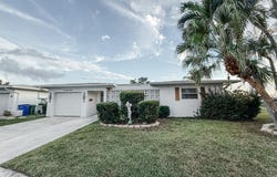 6880 NW 16th St, Margate, FL 33063