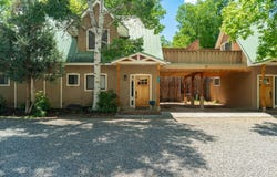 209 Los Pandos Rd, Taos, NM 87571