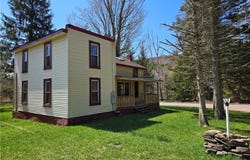16 Munn Road, Hamden, NY 13782