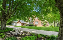 4987 E 28th Street N, Newton, IA 50208