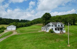 345 Gastown Road, Shelocta, PA 15774