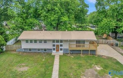 306 Arcadia Street SW, Hartselle, AL 35640