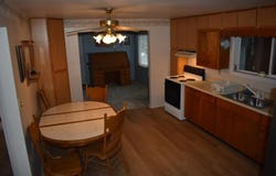 11908 N Meridian Road, Pleasant Lake, MI 49272