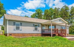 173 Old LowGap Road S, Mount Airy, NC 27030